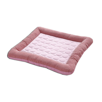 Self-cooling pet bed made of soft material